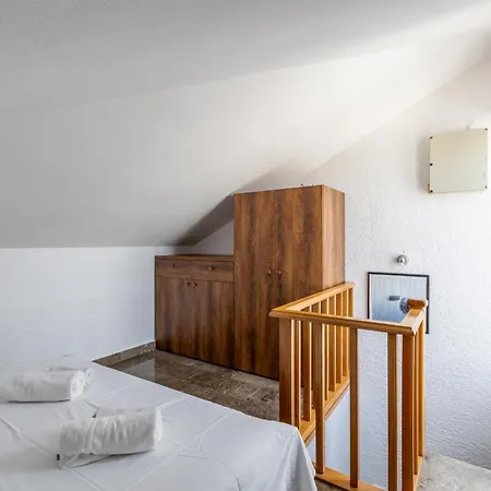 Appartement By The Sea Zecevo Rtic, - 10334