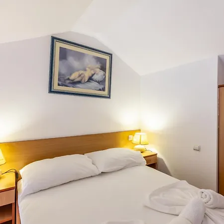 By The Sea Zecevo Rtic, - 10334