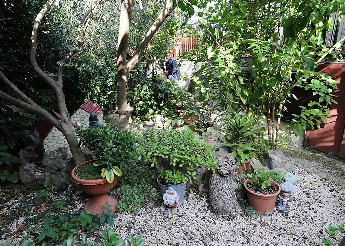 By The Sea Zecevo Rtic, - 10334 *