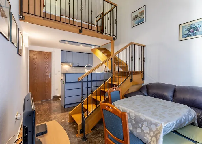 Apartment By The Sea Zecevo Rtic, - 10334 Rogoznica (Sibenik-Knin)